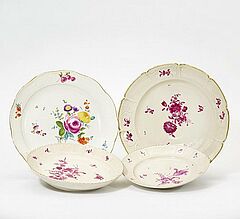 Ludwigsburg - Drei Teller Blumendekor, 55218-11, Van Ham Kunstauktionen