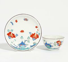 Meissen - Koppchen und Unterschale mit Kakiemondekor, 73185-8, Van Ham Kunstauktionen