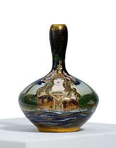 Amphora-Werke Riessner Stellmacher  Kessler - Kleine Enghalsvase mit Frauenbildnis, 81858-25, Van Ham Kunstauktionen