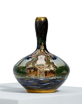 Amphora-Werke Riessner Stellmacher Kessler - Kleine Enghalsvase mit Frauenbildnis, 81858-25, Van Ham Kunstauktionen