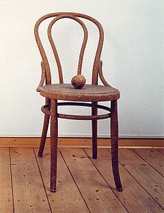 Jiri Kolar - Stuhl mit Apfel, 56800-10699, Van Ham Kunstauktionen