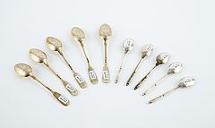 Folge von fünf Teelöffeln mit Gravurdekor, 80769-10, Van Ham Kunstauktionen