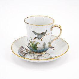Meissen - Tasse und Untertasse mit dem Dekor des Schwanenservice, 77074-39, Van Ham Kunstauktionen