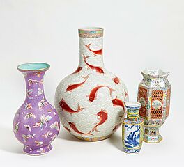 Drei Vasen und eine Laterne, 64493-53, Van Ham Kunstauktionen