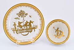 Meissen - Koppchen und Untertasse mit Goldchinesen, 73258-2, Van Ham Kunstauktionen