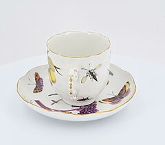 Meissen - Tasse und Untertasse mit floralem Dekor, 73258-9, Van Ham Kunstauktionen
