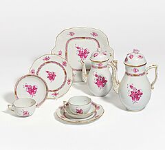Herend - Kaffeeservice mit Indianischer Blume in Purpur, 68454-2, Van Ham Kunstauktionen