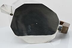 Wohl Belgien - Fuenfteiliges Art Deco Kaffee- und Teeservice mit facettiertem Korpus, 73549-19, Van Ham Kunstauktionen