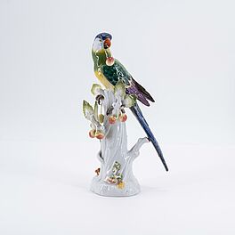 Meissen - Papagei auf Baumstamm mit Kirschen, 75864-3, Van Ham Kunstauktionen