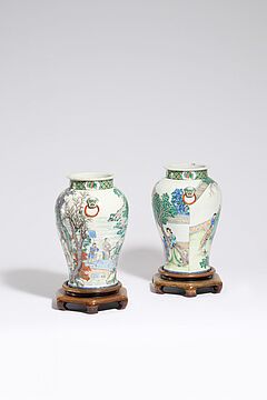 Paar famille verte-Vasen, 73441-1, Van Ham Kunstauktionen