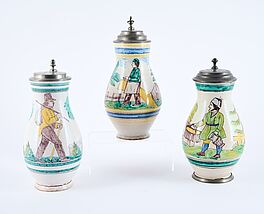 Gruppe von drei Birnkrügen, 81740-12, Van Ham Kunstauktionen