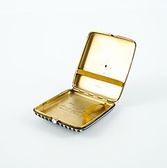 Faberge - Zigarettenetui mit Streifendekor, 81563-1, Van Ham Kunstauktionen
