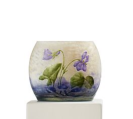 Daum Freres - Kleine Vase mit Veilchen, 81071-9, Van Ham Kunstauktionen