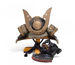 Helm kabuto mit Maske Ruestungsteile und eine Stangenwaffe sodegami, 65512-3, Van Ham Kunstauktionen