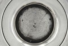 Emile Hugo - Vierteiliges Service mit reichen figuerlichen Szenen, 70398-1, Van Ham Kunstauktionen