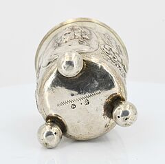 Wolfgang Roessler - Kugelfussbecher mit Darstellung Herbst und Winter, 73339-3, Van Ham Kunstauktionen