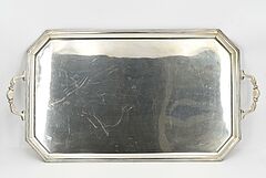 Roberts  Belk Ltd - Grosses rechteckiges Tablett mit Handhaben, 73453-12, Van Ham Kunstauktionen