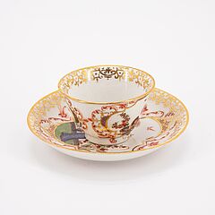 Meissen - Koppchen und Untertasse mit grossen Chinoiserien, 76821-80, Van Ham Kunstauktionen