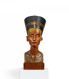 Staatliche Gipsformerei Berlin - Fruehe Antikenkopie der Bueste der Nofretete, 81656-1, Van Ham Kunstauktionen