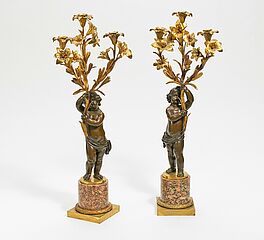 Paris - Paar grosse Kandelaber mit Amoretten Style Louis XVI, 67240-4, Van Ham Kunstauktionen