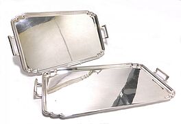 Sheffield - Set von zwei rechteckigen Tabletts mit seitlichen Handhaben, 59465-5, Van Ham Kunstauktionen