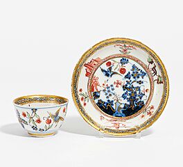 Meissen - Tasse und Untertasse mit Fels- und Vogeldkor, 73258-7, Van Ham Kunstauktionen