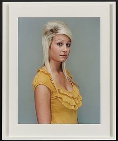 Rineke Dijkstra - Amy The Krazyhouse Liverpool England December 23 2008, 70686-2, Van Ham Kunstauktionen