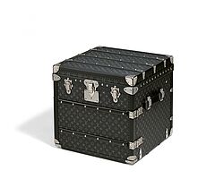 Louis Vuitton - Courrier Lozine Carre Droite, 81684-11, Van Ham Kunstauktionen