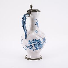 Nuernberg oder Frankfurt aM - Grosser Enghalskrug mit Blumenmalerei, 81740-7, Van Ham Kunstauktionen