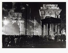 Barbara Klemm - Tag der deutschen Vereinigung Berlin 3 Oktober 1990, 60480-8, Van Ham Kunstauktionen