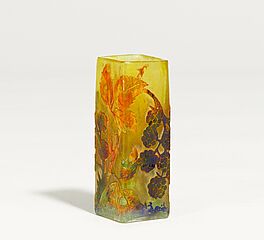 Daum Freres - Miniaturvase mit Brombeerzweigen, 69475-20, Van Ham Kunstauktionen