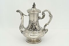 Emile Hugo - Vierteiliges Service mit reichen figuerlichen Szenen, 70398-1, Van Ham Kunstauktionen