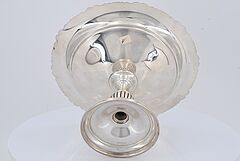 Kleine Aufsatzschale mit Rocailledekor, 73045-4, Van Ham Kunstauktionen