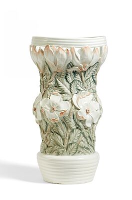 Bing Groendahl - Grosse Vase mit Magnolien, 81600-6, Van Ham Kunstauktionen
