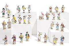 Meissen - 33 Figuren der Cris de Paris, 76933-7, Van Ham Kunstauktionen