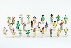 Meissen - Folge von 26 Figuren aus den Cris de Paris, 81826-7, Van Ham Kunstauktionen