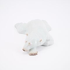 Meissen - Figur eines schlafenden Eisbaers, 80186-4, Van Ham Kunstauktionen