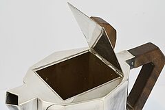 Wohl Belgien - Fuenfteiliges Art Deco Kaffee- und Teeservice mit facettiertem Korpus, 73549-19, Van Ham Kunstauktionen