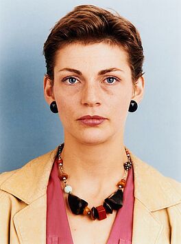 Thomas Ruff - Portraet B Elmpt, 56801-1618, Van Ham Kunstauktionen
