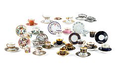 Konvolut von 24 kleinen Mokkatassen und 23 Untertassen, 76821-127, Van Ham Kunstauktionen