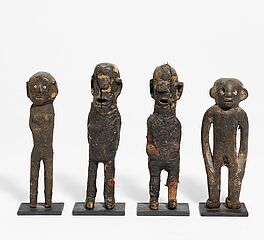 Vier Fetischfiguren, 68000-51, Van Ham Kunstauktionen