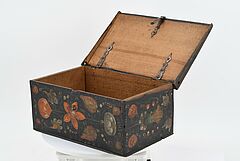 Franken - Groessere Kassette mit Blumen auf schwarzem Grund, 75067-10, Van Ham Kunstauktionen