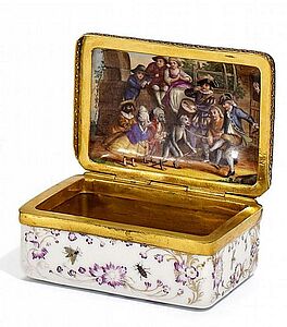 Deutschland - Tabatiere mit Figurenstaffage und Blumendekor, 56049-9, Van Ham Kunstauktionen