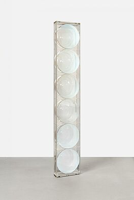 Adolf Luther - Stele mit 6 Doppellinsen, 81218-1, Van Ham Kunstauktionen