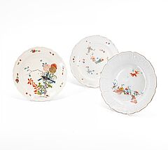 Meissen - Drei Teller mit Kakiemondekor, 76821-22, Van Ham Kunstauktionen