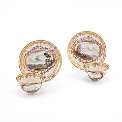 Meissen - Zwei Koppchen und Untertassen mit Chinoiserien und Landschaftsszenen, 76821-52, Van Ham Kunstauktionen