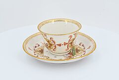 Meissen - Koppchen und Untertasse mit Chinoiserien, 73258-3, Van Ham Kunstauktionen