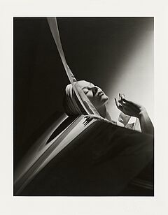 Horst P Horst - Lisa with Turban Fonssagrives-Penn, 82008-1051, Van Ham Kunstauktionen