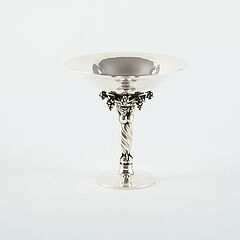 Georg Jensen - Kleine Aufsatzschale mit Traubendekor, 81826-11, Van Ham Kunstauktionen