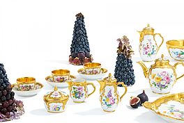 KPM - Praechtiges Kaffee- und Teeservice mit reicher Blumenmalerei und Vergoldung, 74069-1, Van Ham Kunstauktionen